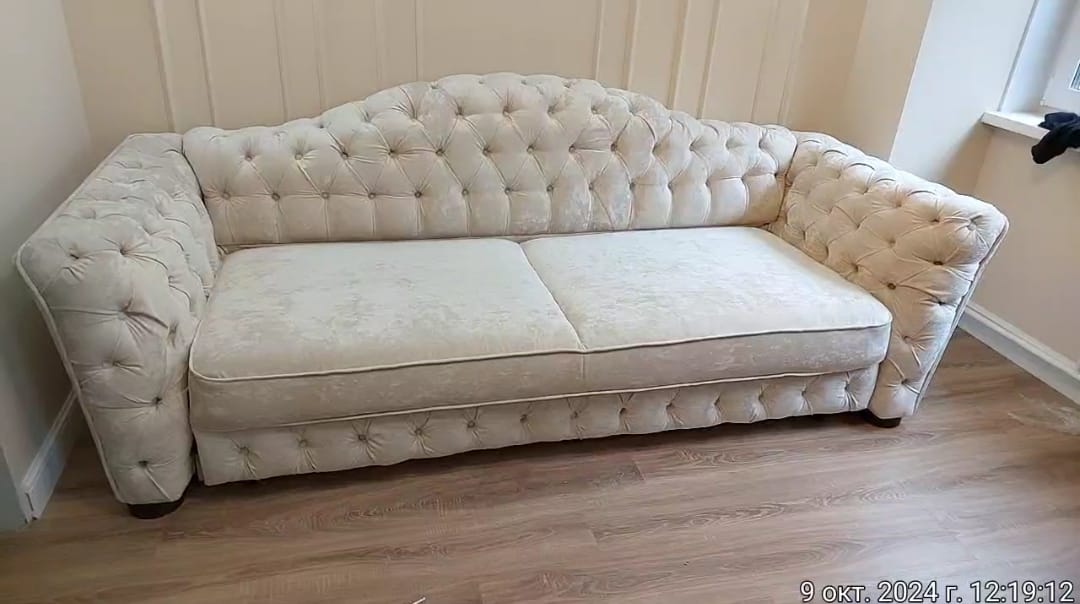 Обивка дивана. Геленджик